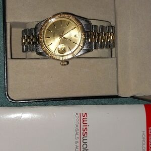 This was my husband's watch. There is no one for me to pass it down to.